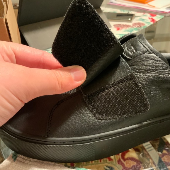 NWT Ugg Neri Sneakers - Picture 11 of 11